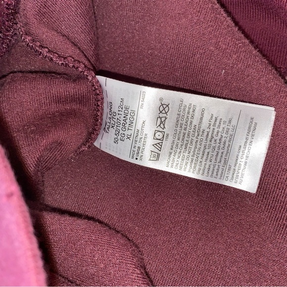 Banana Republic Burgundy Velour Polo – XL - Picture 5 of 6